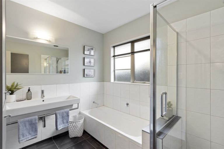 Photo of property in 130 Rothesay Road, Parklands, Christchurch, 8083