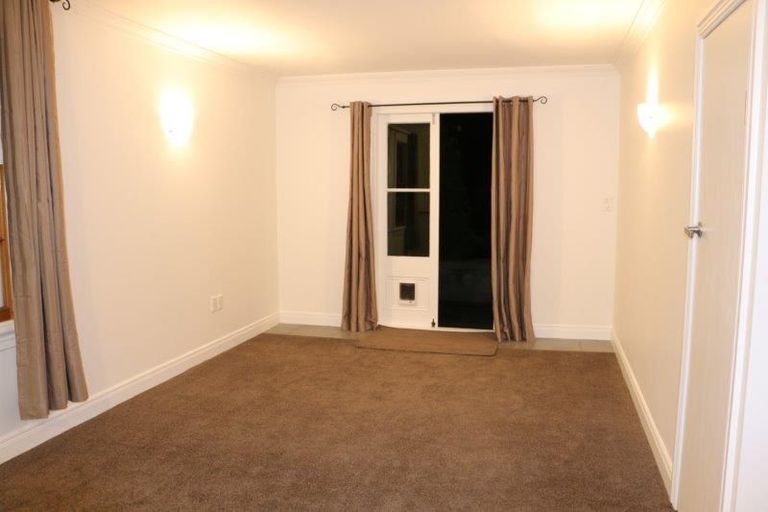 Photo of property in 1/28 Alexander Street, Cockle Bay, Auckland, 2014