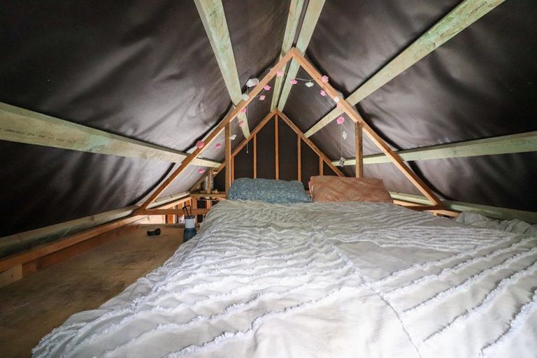 Photo of property in 11 Nikau Street, Duncan Bay, Tennyson Inlet, 7195