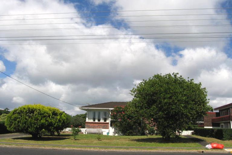 Photo of property in 3/88 East Coast Road, Milford, Auckland, 0620