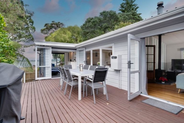 Photo of property in 604 Pukehina Parade, Pukehina, Te Puke, 3189