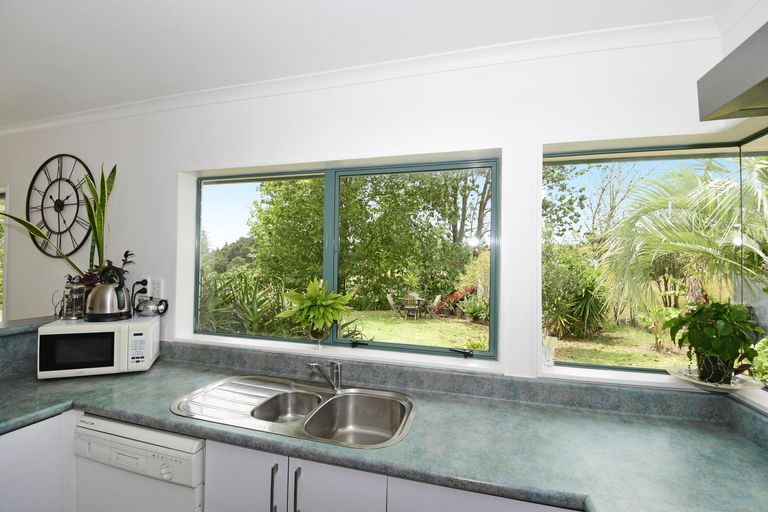 Photo of property in 87 Settlement Road, Kaiwaka, 0573