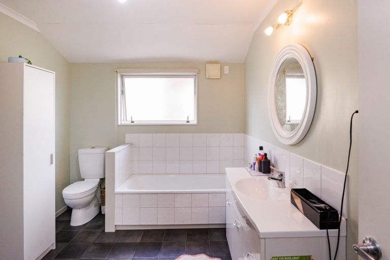 Photo of property in 3 Lambert Street, Marton, 4710