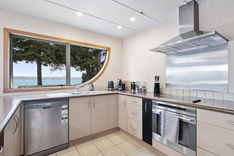 Photo of property in 1/876 Acacia Bay Road, Acacia Bay, Taupo, 3330