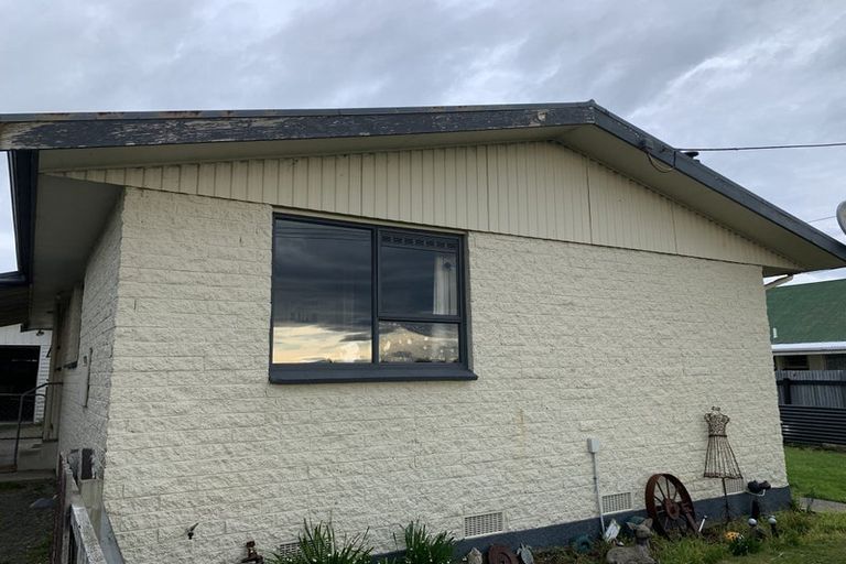 Photo of property in 59 Frome Street, Clifton, Invercargill, 9812