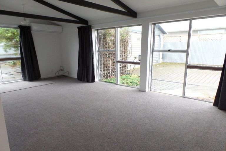 Photo of property in 5 East Belt, Rangiora, 7400