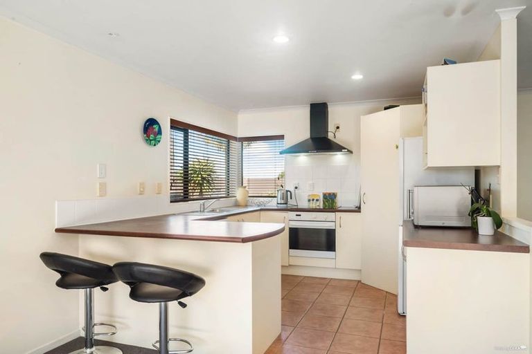 Photo of property in 54 Ian Sage Avenue, Long Bay, Auckland, 0630