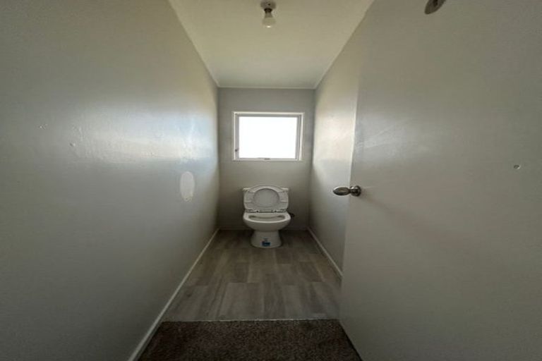 Photo of property in 1/59 Archibald Road, Kelston, Auckland, 0602