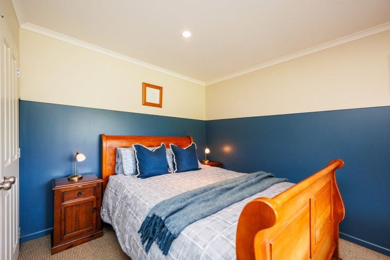 Photo of property in 91 Kimber Street, Halcombe, Feilding, 4779