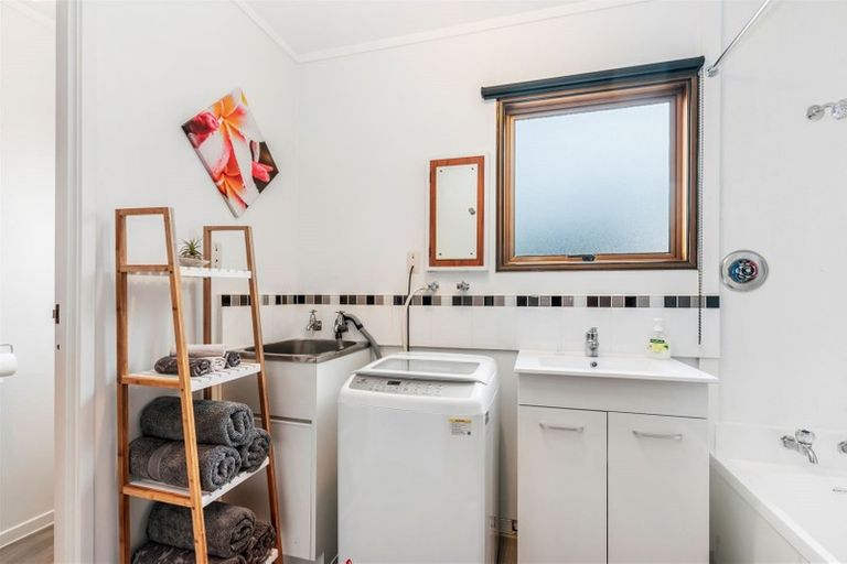 Photo of property in 1/9 Zealandia Street, Kensington, Whangarei, 0112