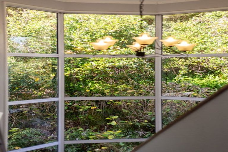 Photo of property in 6 Iona Place, Papakowhai, Porirua, 5024