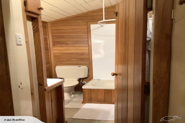 Photo of property in 63 Bayview Road, Paremata, Porirua, 5024