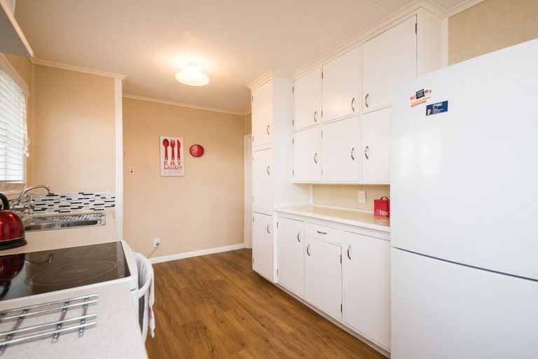 Photo of property in 3 Wakefield Street, Awapuni, Palmerston North, 4412