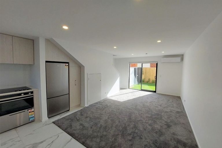 Photo of property in 5/59 Neil Avenue, Te Atatu Peninsula, Auckland, 0610