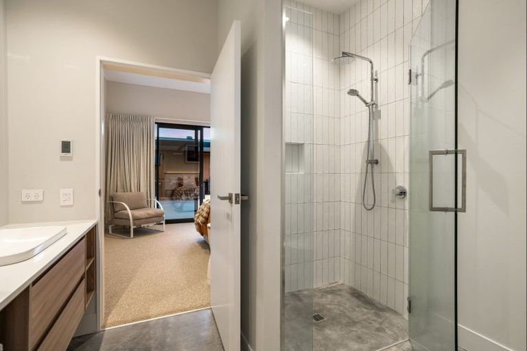 Photo of property in 107 Wattle Place, Whangamata, 3620