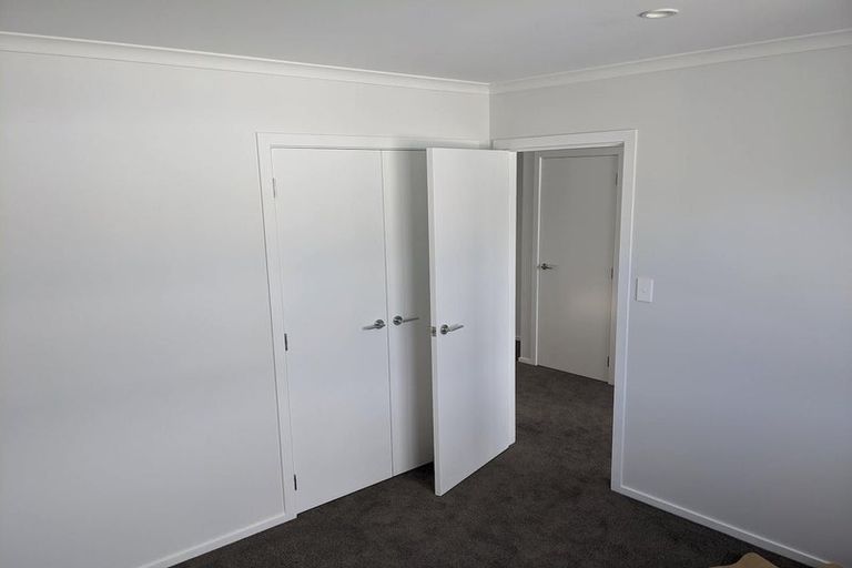 Photo of property in 1b Breakwater Way, Whitby, Porirua, 5024