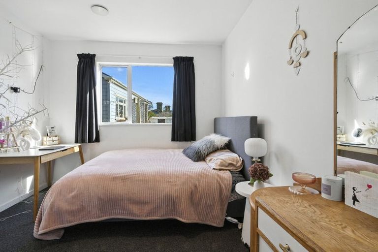 Photo of property in 100 Main South Road, Green Island, Dunedin, 9018