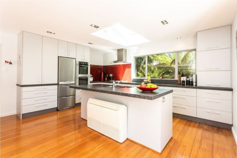 Photo of property in 43 Norwood Street, Beckenham, Christchurch, 8023