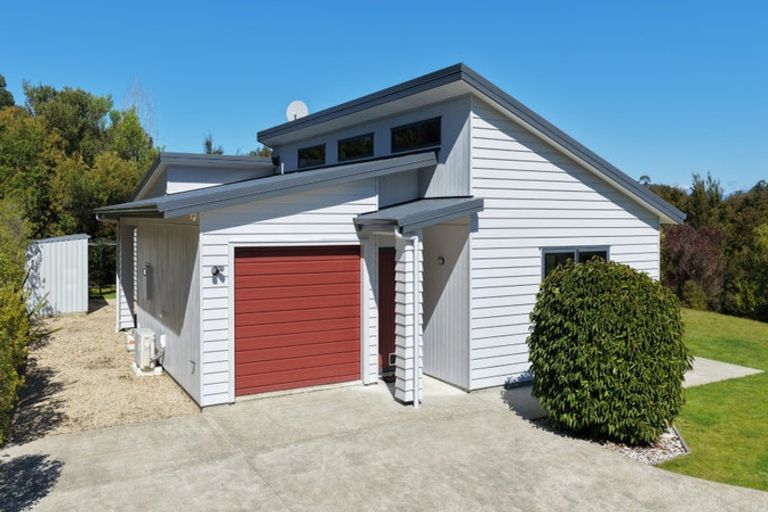 Photo of property in 44 Pine Hill Road, Ruby Bay, Upper Moutere, 7173