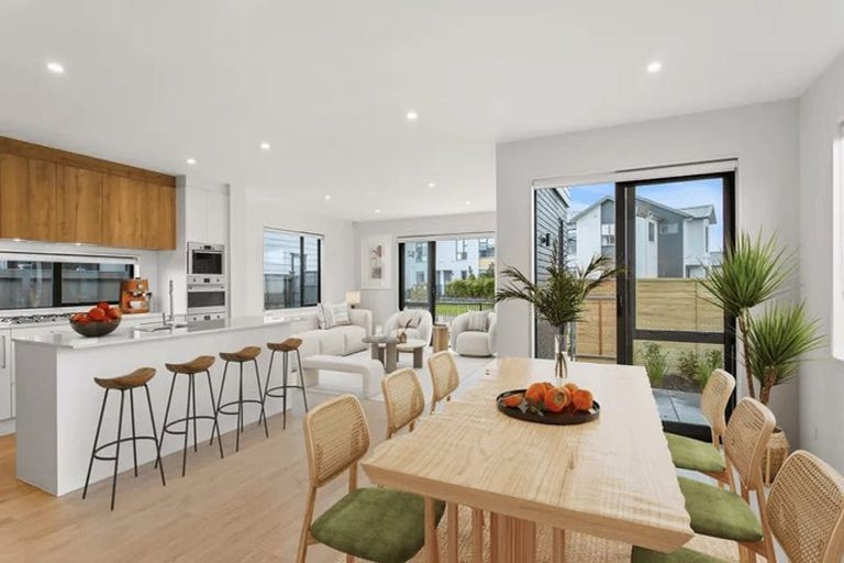 Photo of property in 33 Adlam Lane, Takanini, 2112