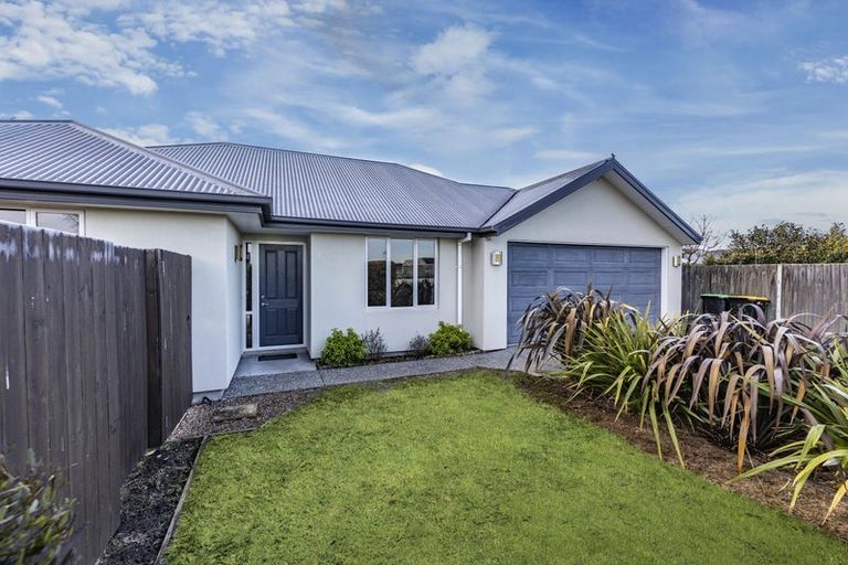 Photo of property in 38 Pentecost Road, Rangiora, 7400