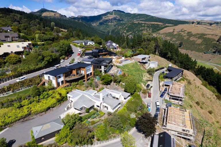 Photo of property in 1 Halcyon Way, Cashmere, Christchurch, 8022