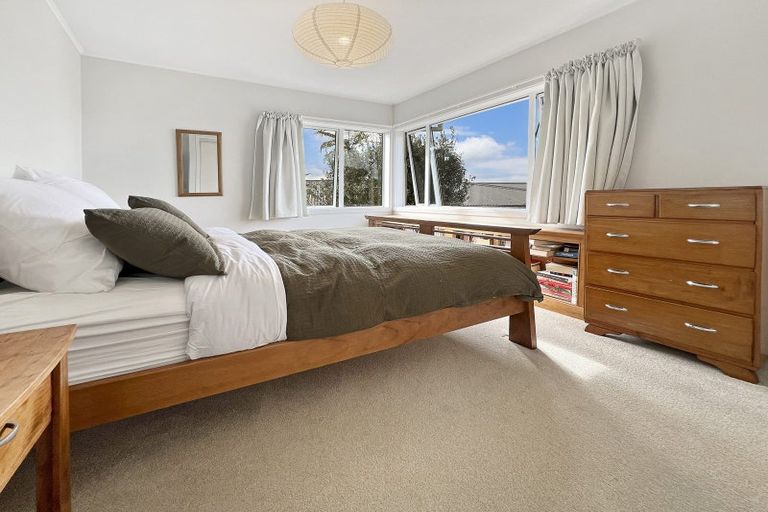 Photo of property in 32 Mason Street, New Lynn, Auckland, 0600