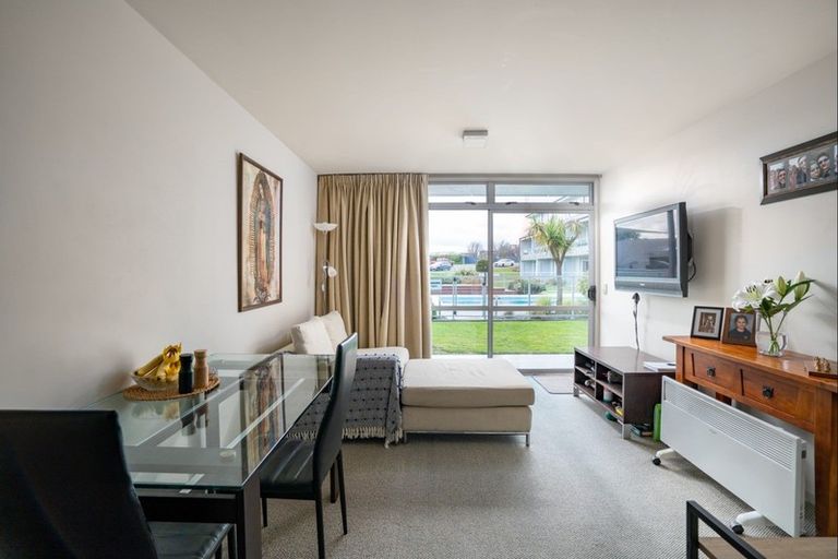 Photo of property in 8/300 Lake Terrace, Two Mile Bay, Taupo, 3330