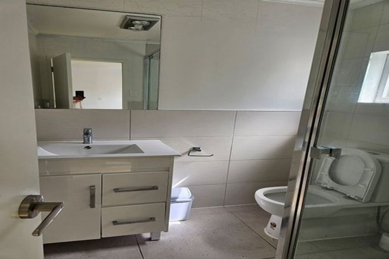 Photo of property in 1/26 Bayswater Avenue, Bayswater, Auckland, 0622