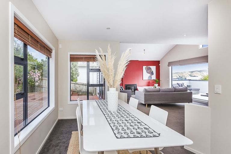 Photo of property in 8 Bowsprit Way, Whitby, Porirua, 5024