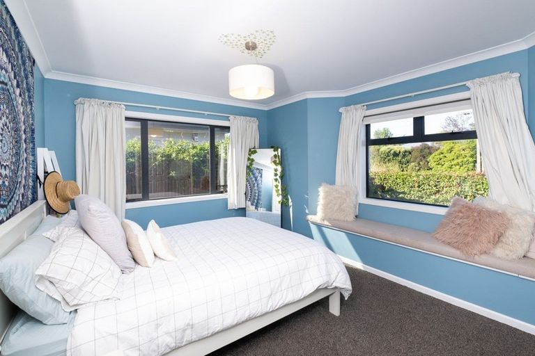 Photo of property in 21 Napier Street, Jervoistown, Napier, 4112