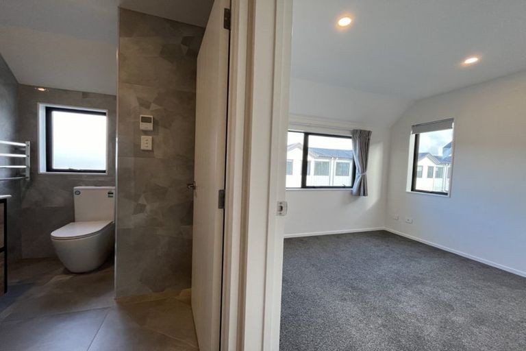 Photo of property in 1048 Woodstock Road, View Hill, Oxford, 7495