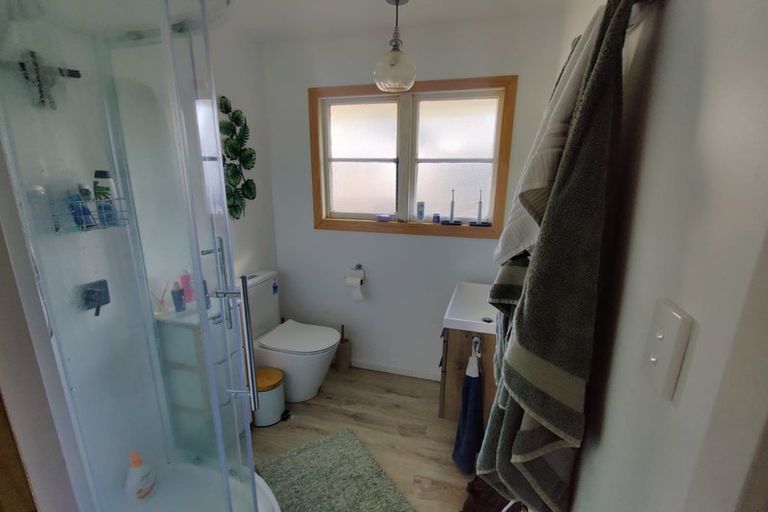 Photo of property in 20 Farquhars Road, Redwood, Christchurch, 8051