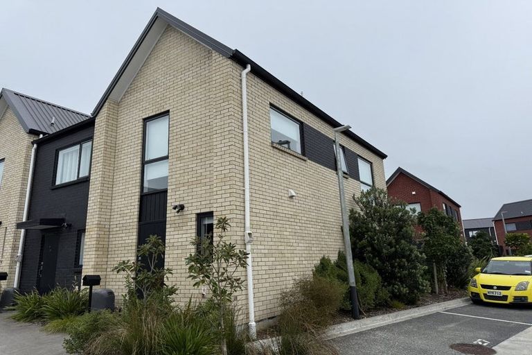 Photo of property in 28/125b Metcalfe Road, Ranui, Auckland, 0612