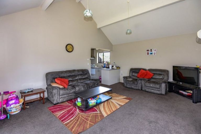 Photo of property in 60d Mcfaddens Road, St Albans, Christchurch, 8052