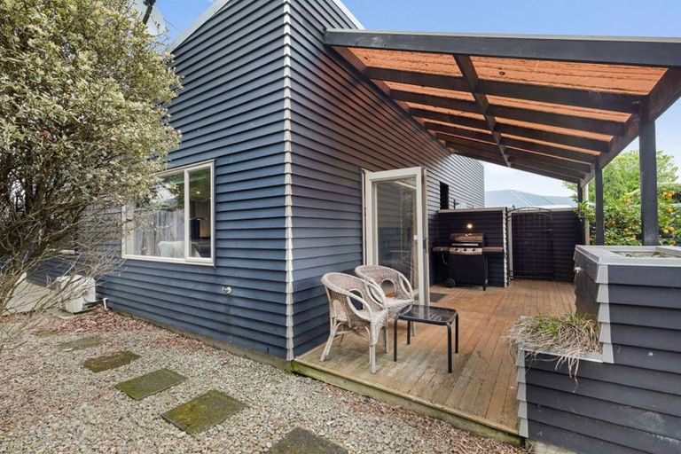 Photo of property in 30 Knowles Street, Terrace End, Palmerston North, 4410