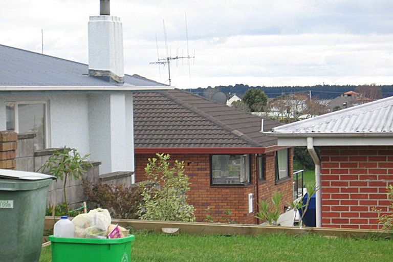 Photo of property in 10 Seaview Road, Otumoetai, Tauranga, 3110