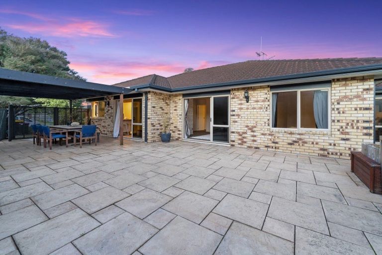 Photo of property in 30 Mcleod Place, Papamoa Beach, Papamoa, 3118