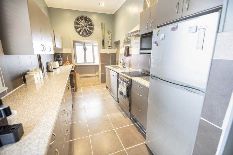 Photo of property in 46 Carnell Street, Napier South, Napier, 4110