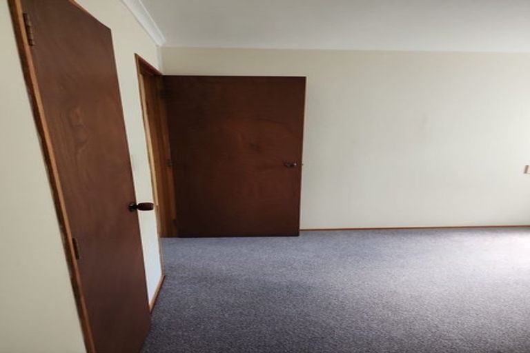 Photo of property in 22 Shortland Street, Regent, Whangarei, 0112