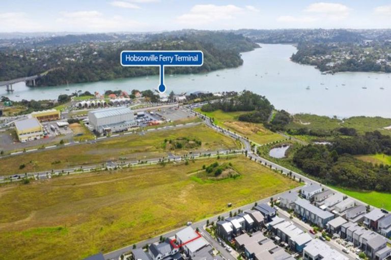 Photo of property in 32 Chaffinch Road, Hobsonville, Auckland, 0616