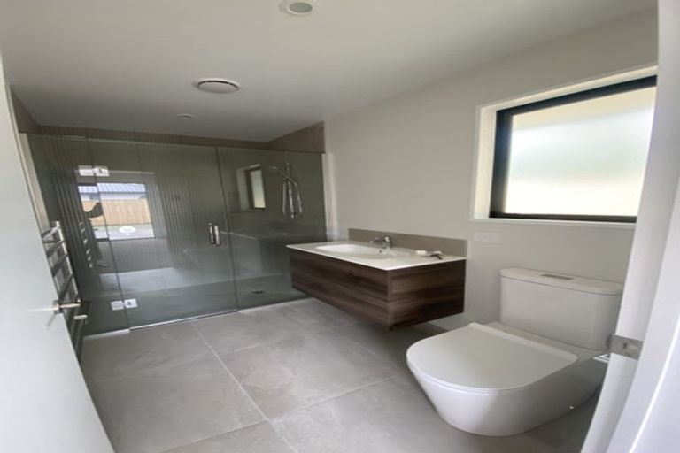 Photo of property in 19 Crossley Avenue, Woodend, 7610