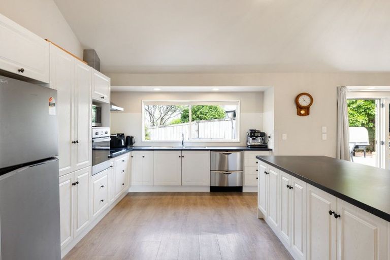 Photo of property in 7 Guernsey Place, Grandview Heights, Hamilton, 3200