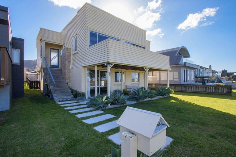 Photo of property in 7 Savage Avenue, Waihi Beach, 3611