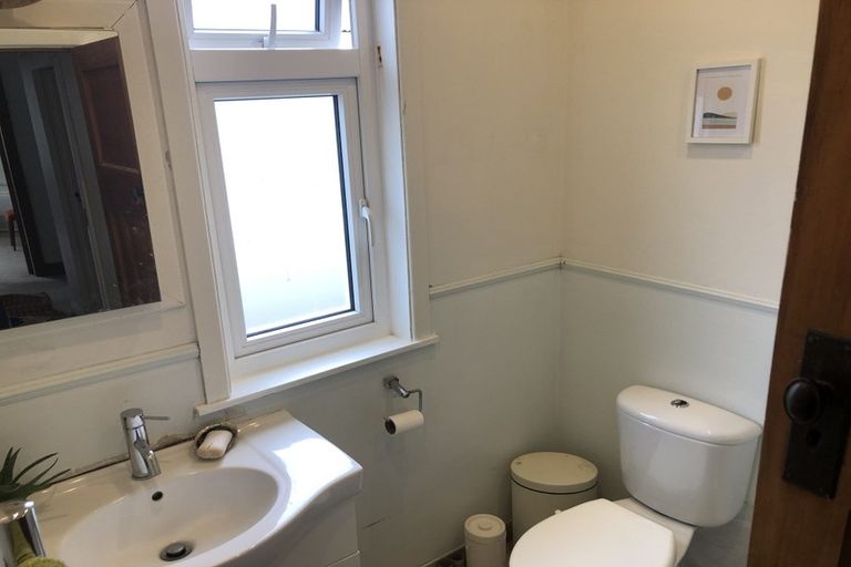 Photo of property in 3 Akatea Street, Berhampore, Wellington, 6023