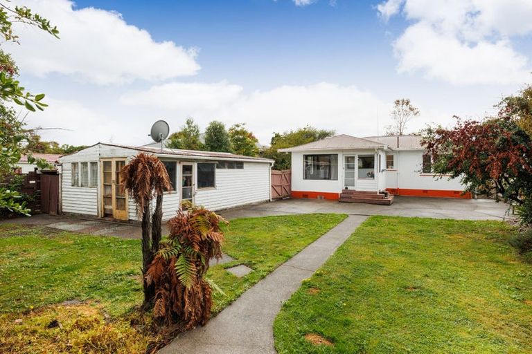 Photo of property in 234 Botanical Road, Takaro, Palmerston North, 4412