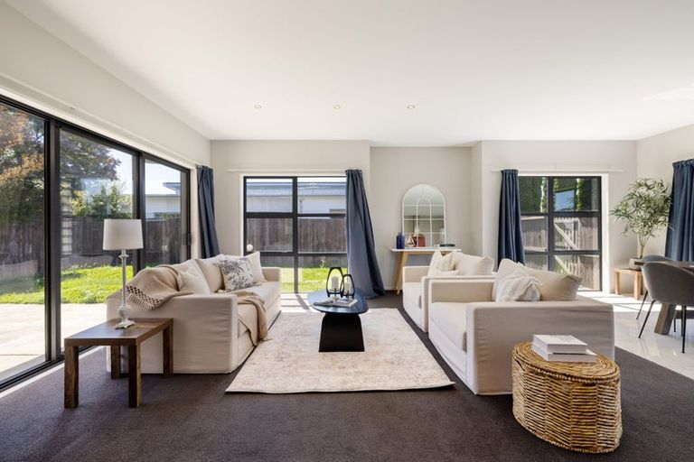 Photo of property in 8 Marble Court, Northwood, Christchurch, 8051