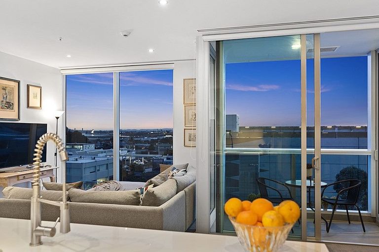 Photo of property in Sentinel Apartments, 505/3 Northcroft Street, Takapuna, Auckland, 0622