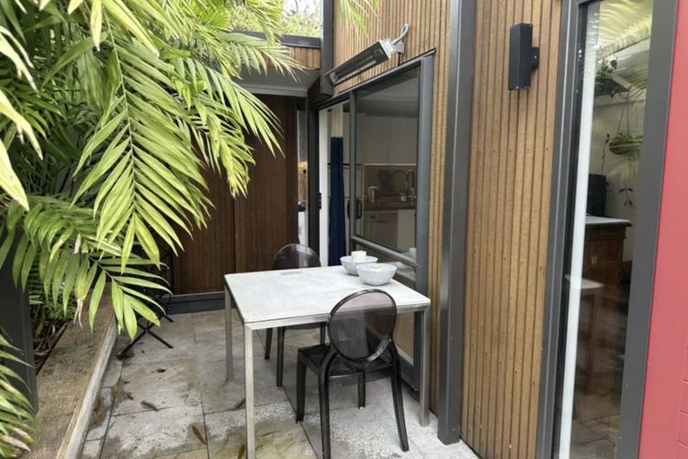 Photo of property in 24b Tutanekai Street, Paraparaumu, 5032