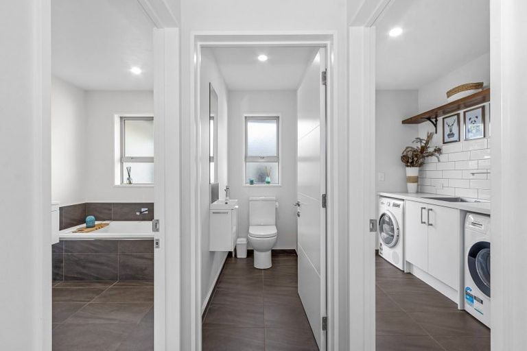 Photo of property in 2 Amelia Place, Wigram, Christchurch, 8025